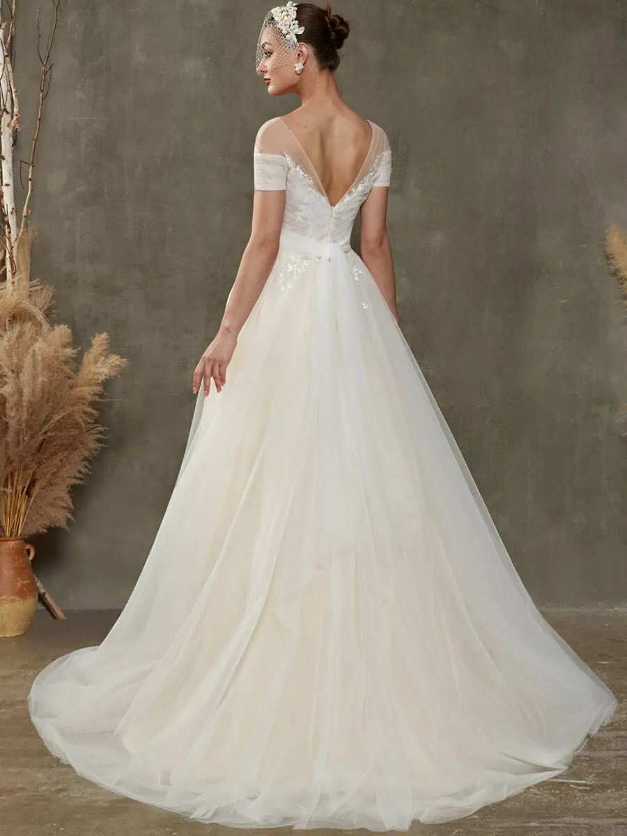 A-Line Tulle Lace Floor Length Sweetheart Wedding Dress With Sleeves