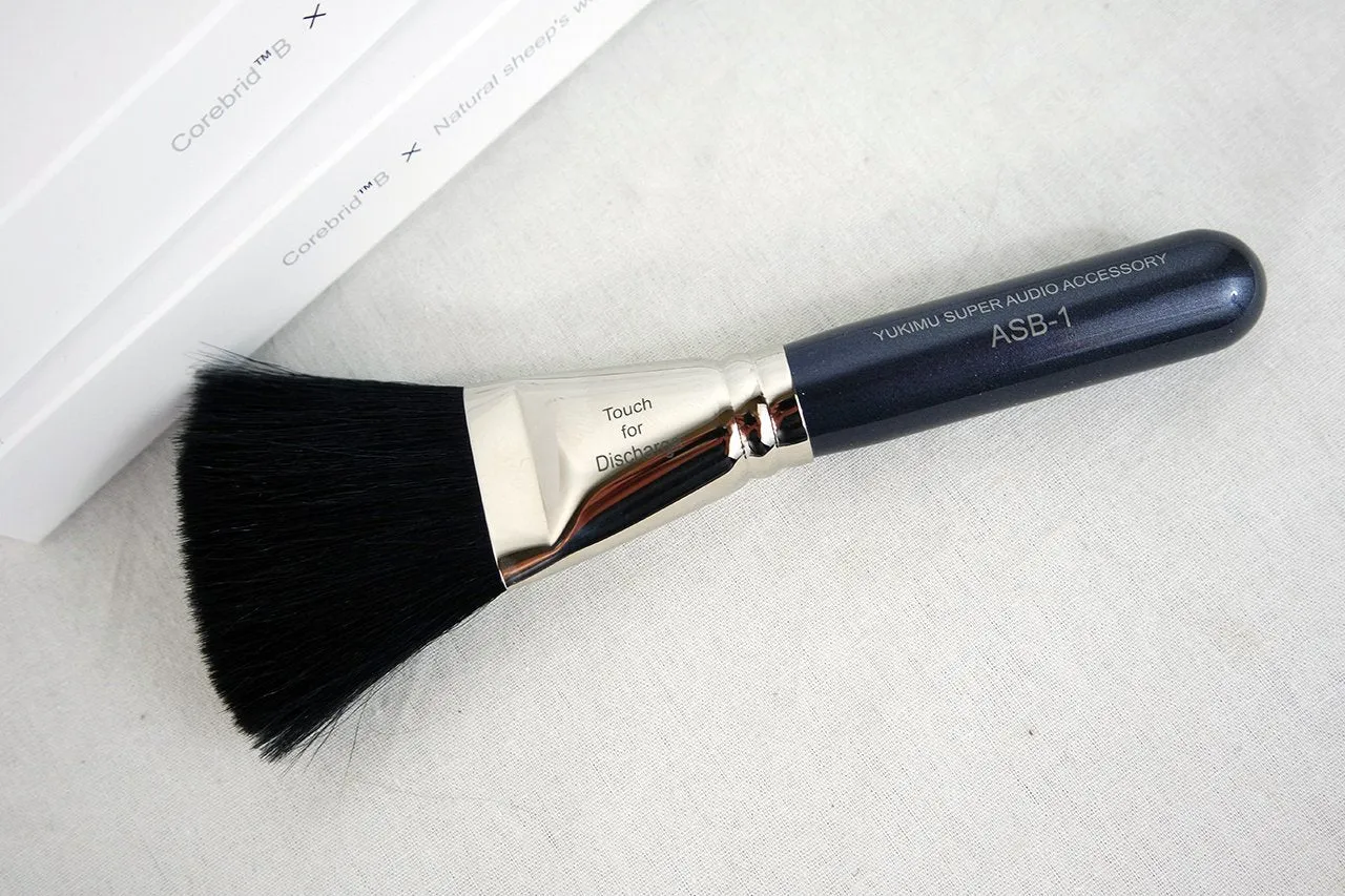 Furutech ASB-1 Anti-Static Brush