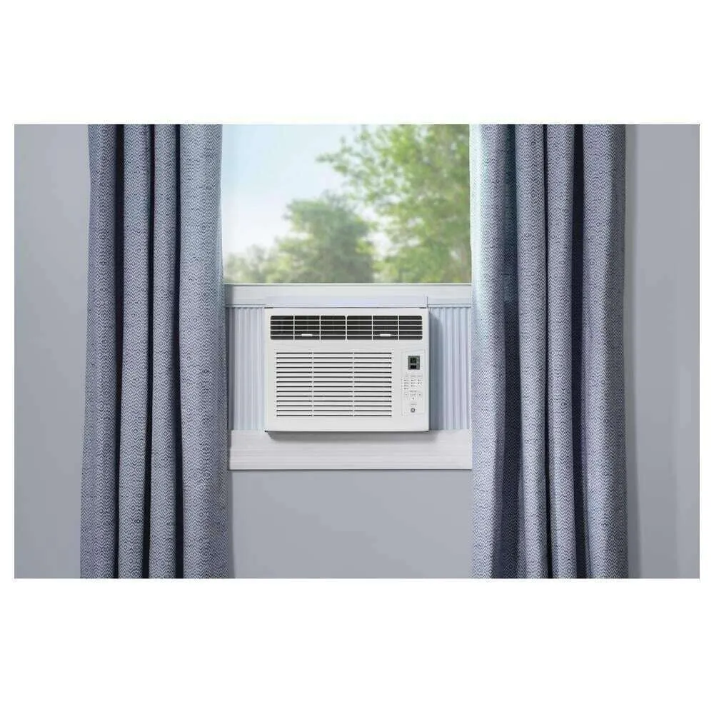 GE - 250 Sq. Ft. 6,000 BTU Window Air Conditioner with Remote - White (AHTE06AA)