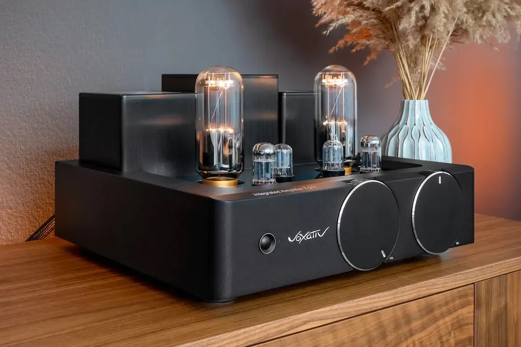 Voxativ T-211 Integrated Amplifier