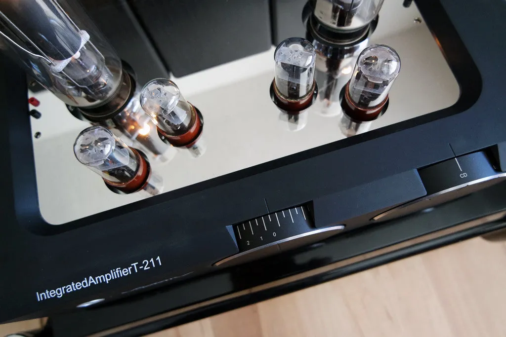 Voxativ T-211 Integrated Amplifier