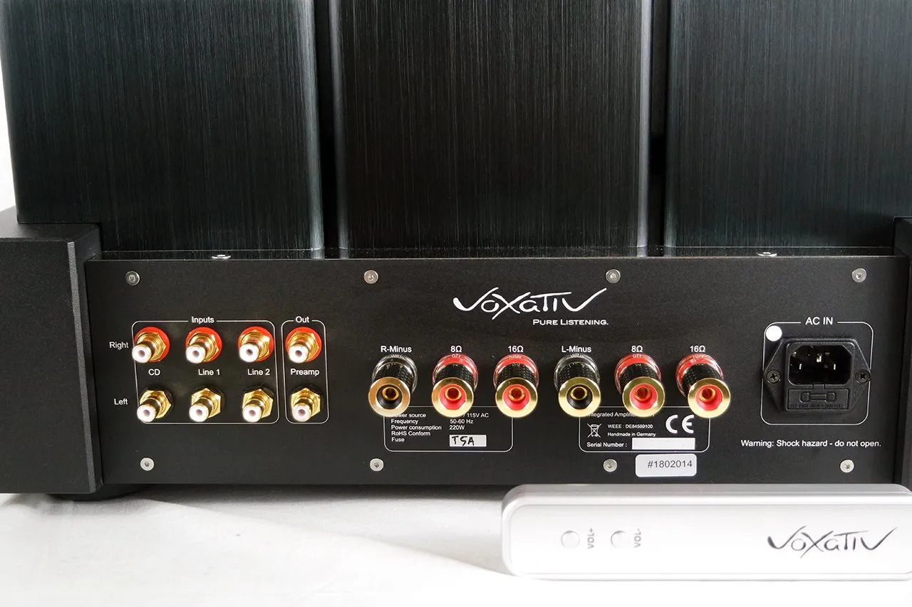 Voxativ T-211 Integrated Amplifier